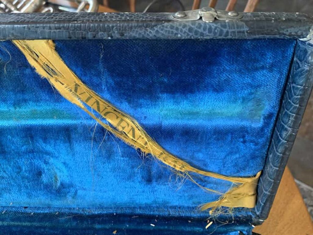 Trumpet Case 1925SN67 Ribbon