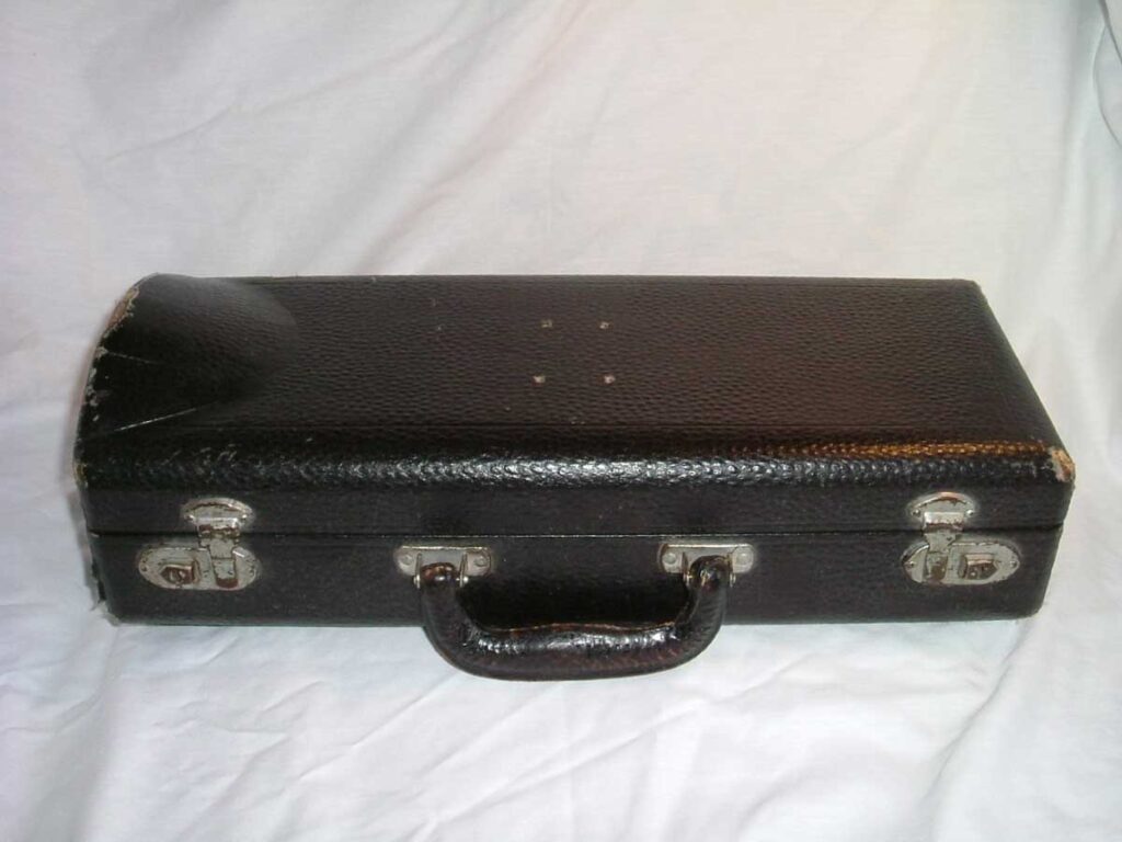 Trumpet Case 1938 SN7020 Closed