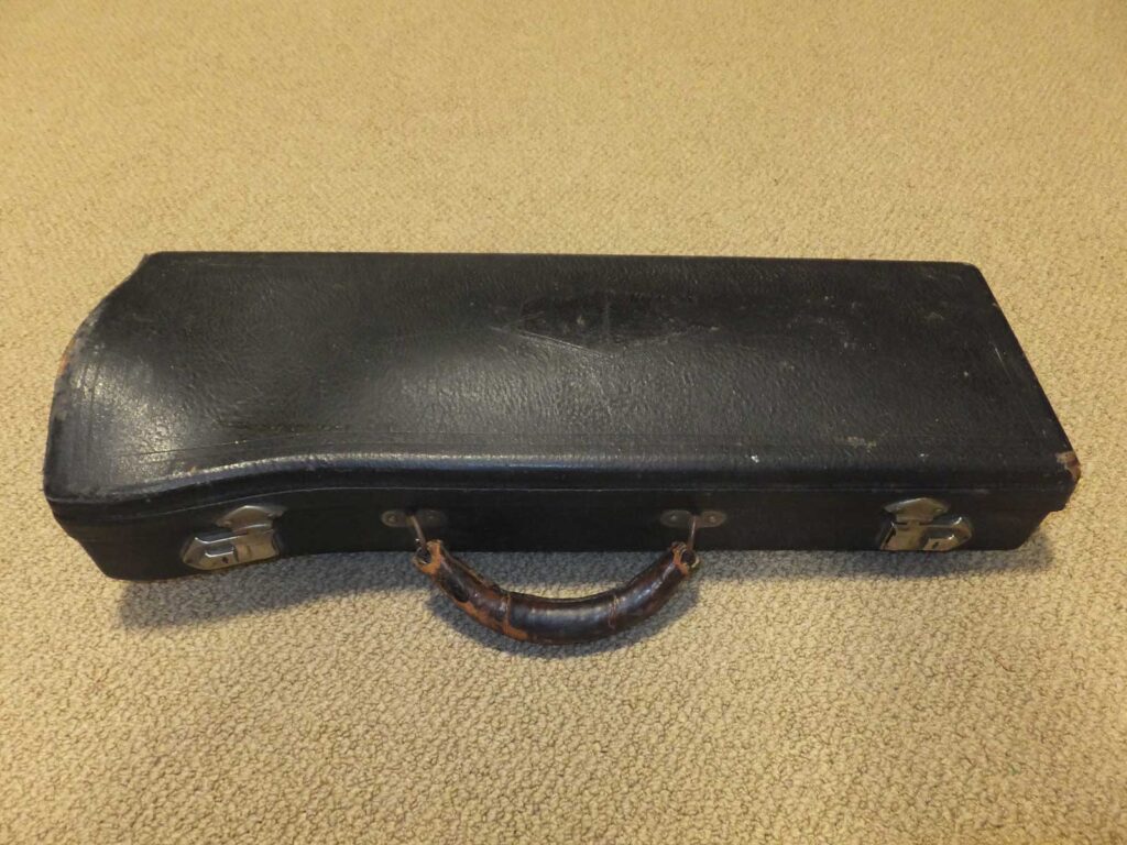 Trumpet Case GreenRibbon Closed 1929