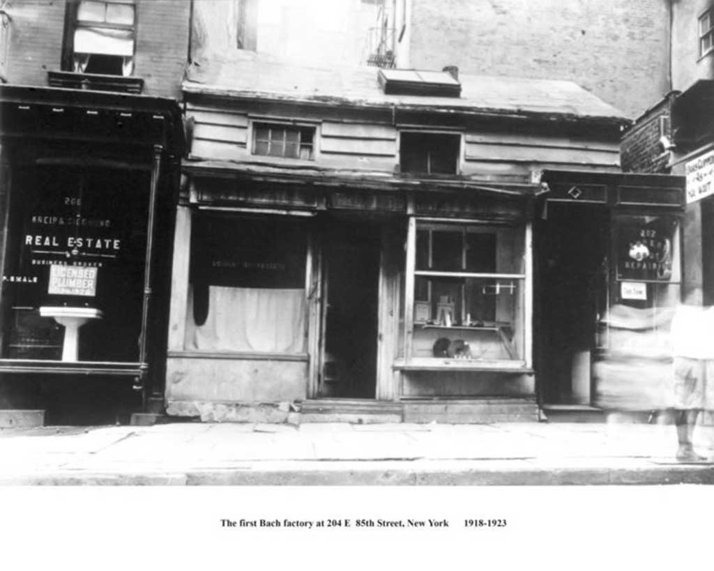 History Location East85th