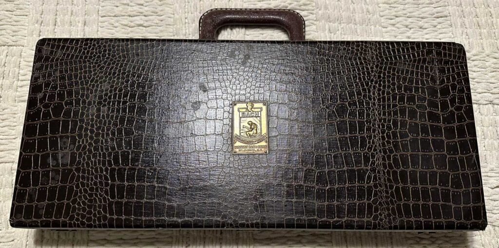 Mouthpiece DealerDisplayCase 22 view3